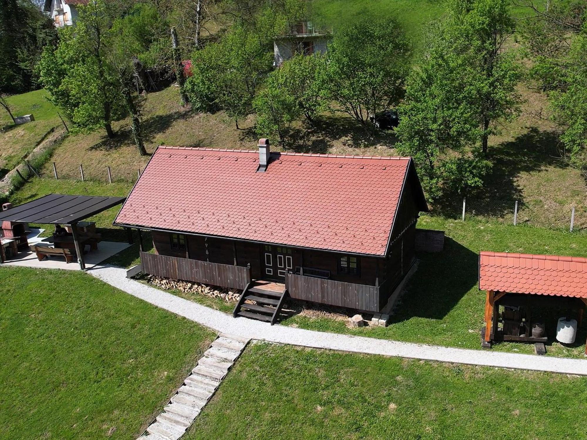 Tradicionalna Zagorska Drvena Kuca Stara Murva Tuheljske Toplice Exterior photo